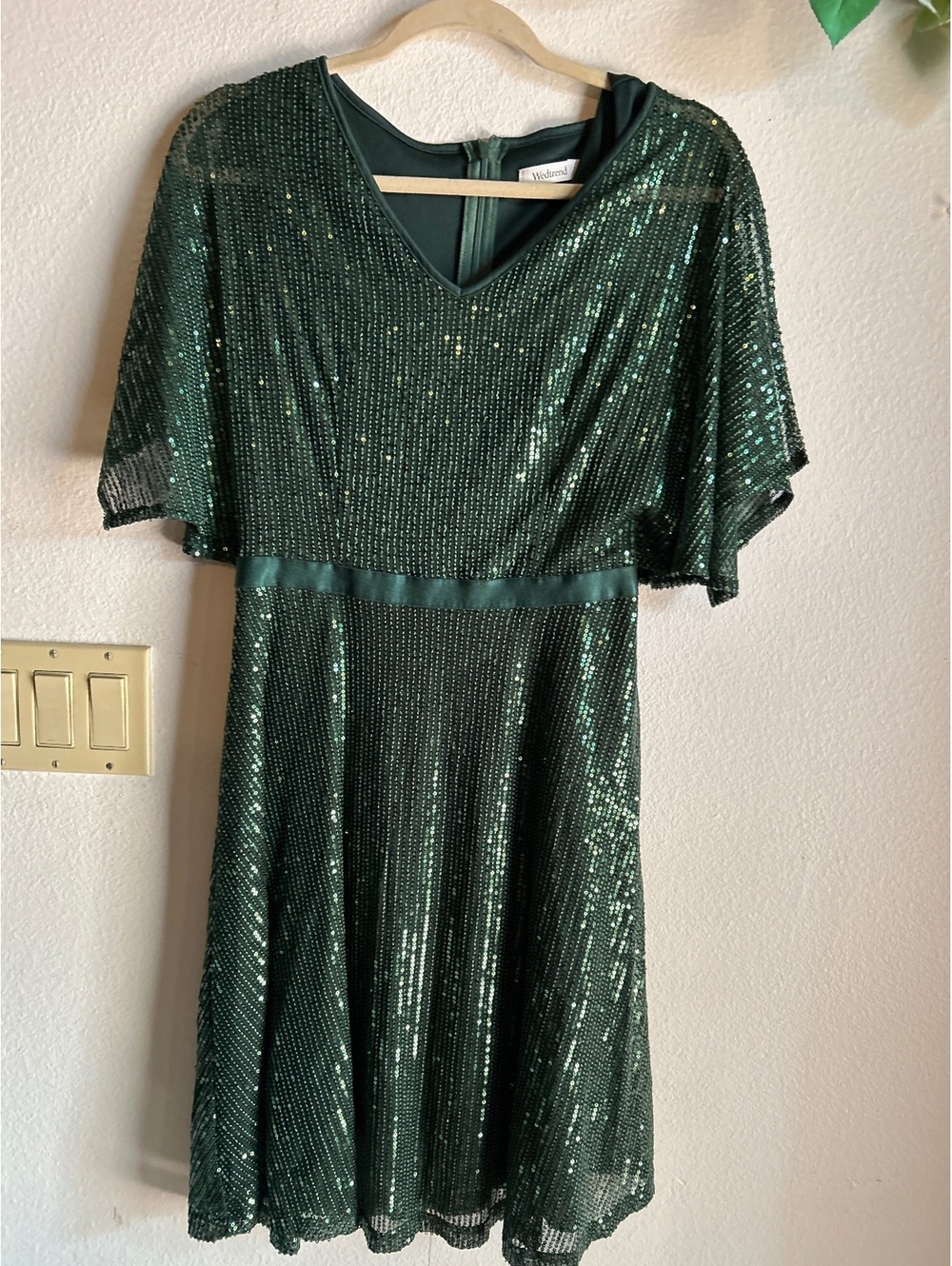 Wedtrend Green Sequin Midi Dress with V-Neck and Flutter Sleeves, Size M